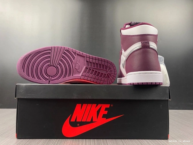 Cheap 555088-611 Bordeaux Jordan OG High 1 Air 0715